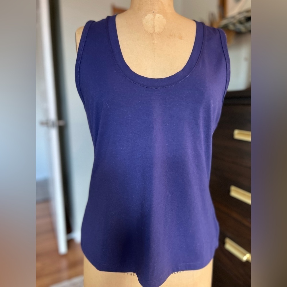 A New Day scoop neck deep purple tank top size medium